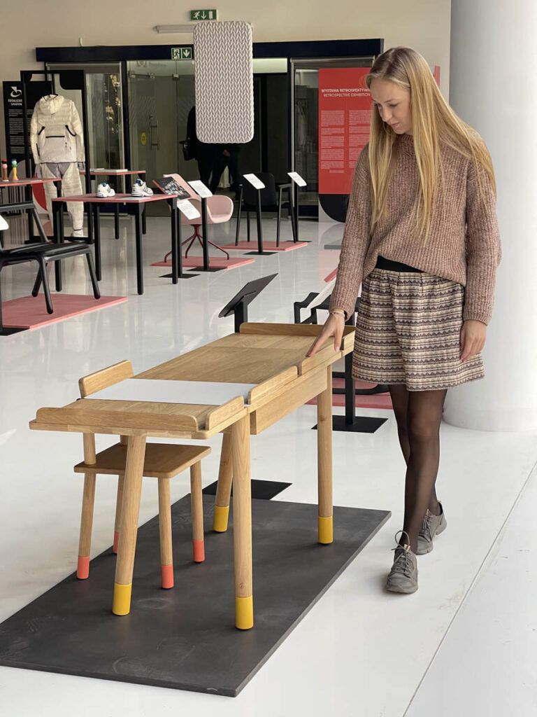 Dobry Wzór Award for RISE desk